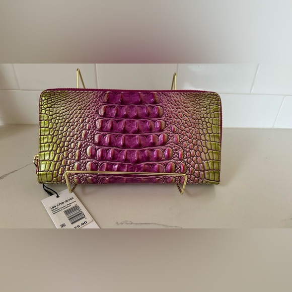 Brahmin Skyler limeade ombré travel wallet Melbourne genuine leather - Picture 2 of 4